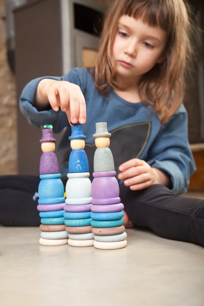Grapat Houten Nins Poppetjes met Potjes en Schijven - Winter - Afbeelding 2