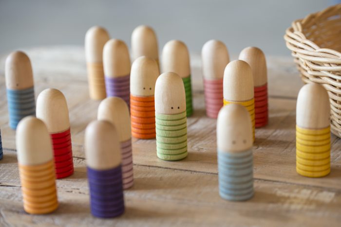 Grapat 18 Houten Regenboog Brots Poppetjes - Afbeelding 3