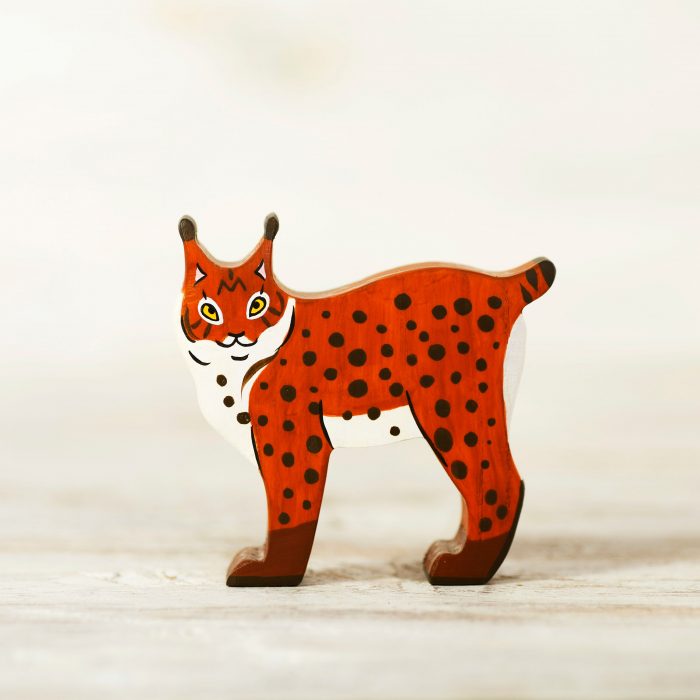 Wooden Caterpillar Arctic - Lynx