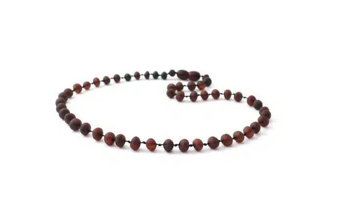 Barnsteen Peuterketting 32 cm - ongepolijste cherry baroque amber