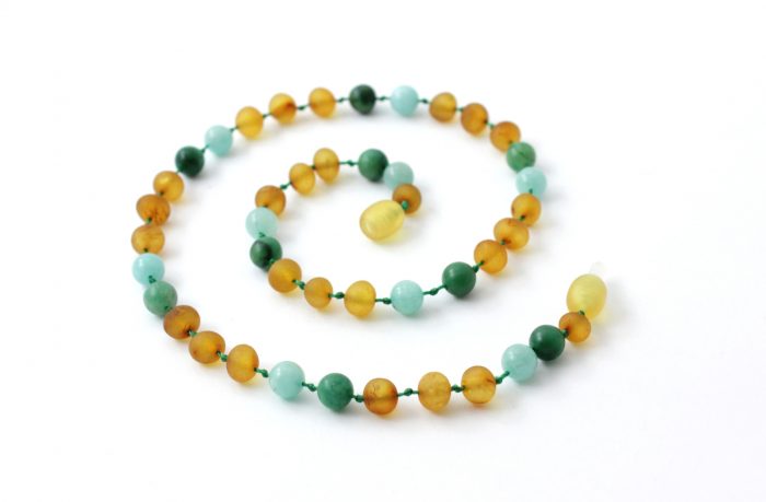 Barnsteen Peuterketting 32 cm - ongepolijst honey amber, amazoniet, afrikaanse jade - Afbeelding 2