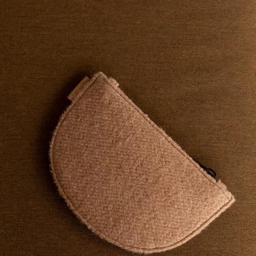 Monk & Anna Mondo moon wallet wool cashew