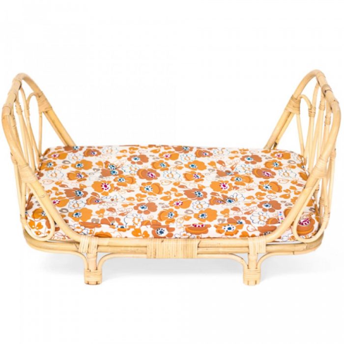 Poppie Toys Rotan Poppenbedje met Bloemen Matrasje
