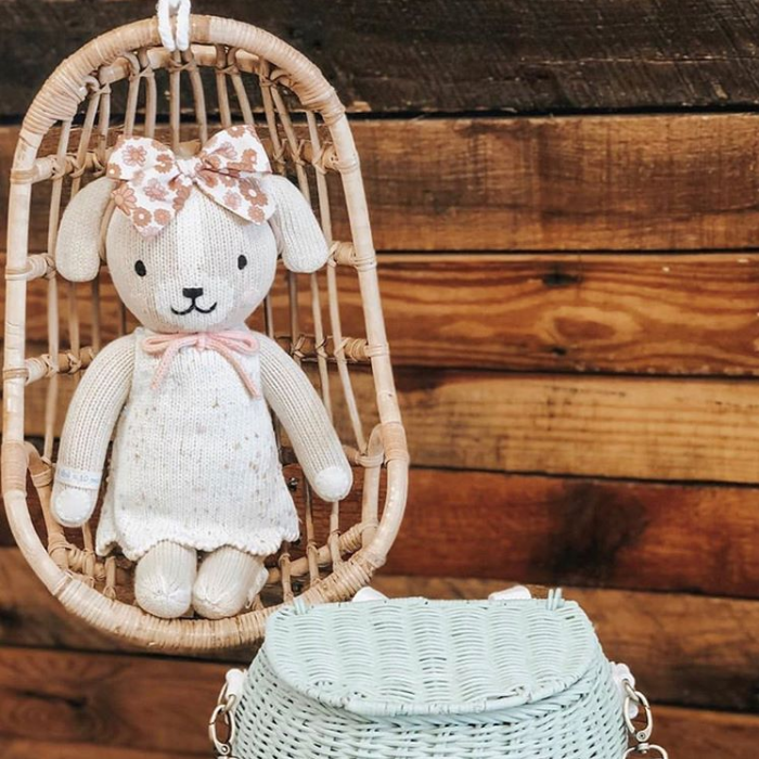 Poppie Toys Rotan poppen hangstoeltje ei