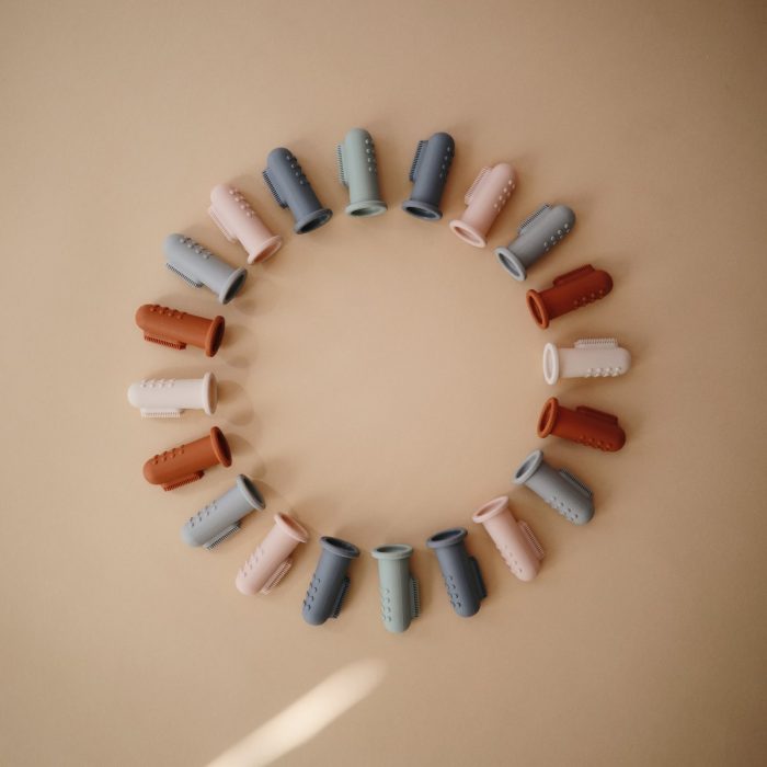 Mushie Toothbrush - Shifting Sand And Clay - Afbeelding 4