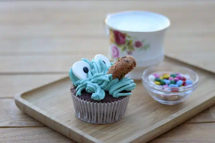 Cookie Monster Cupcake