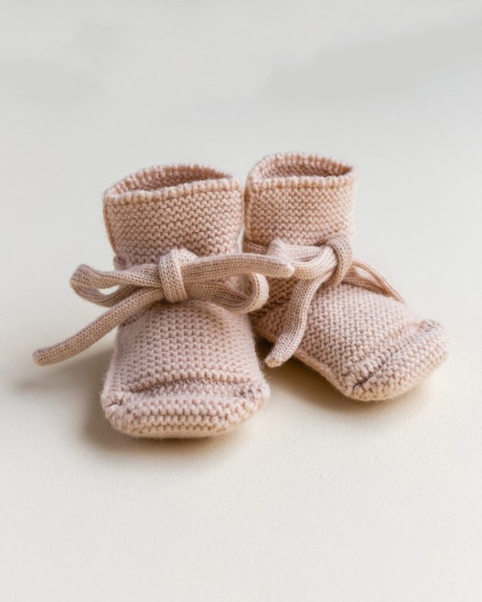 hvid booties apricot