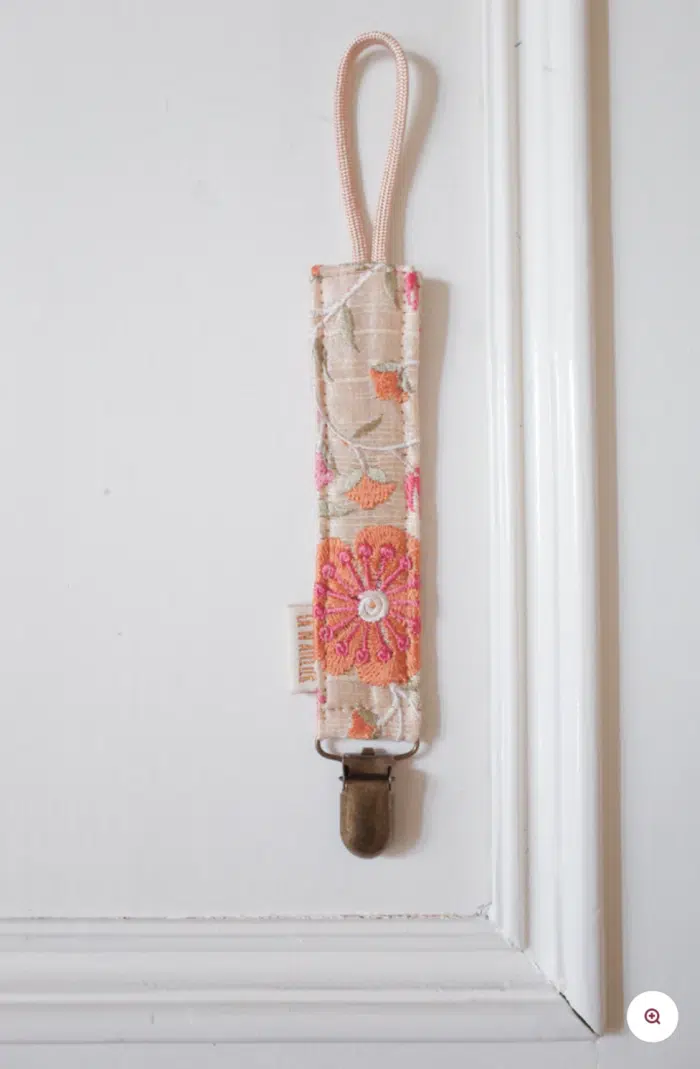La N'atelier Pacifier Clip - Suze
