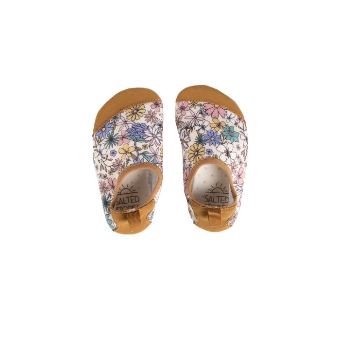 Salted Stories Sparkly Fleurs Water Shoes Multicolor